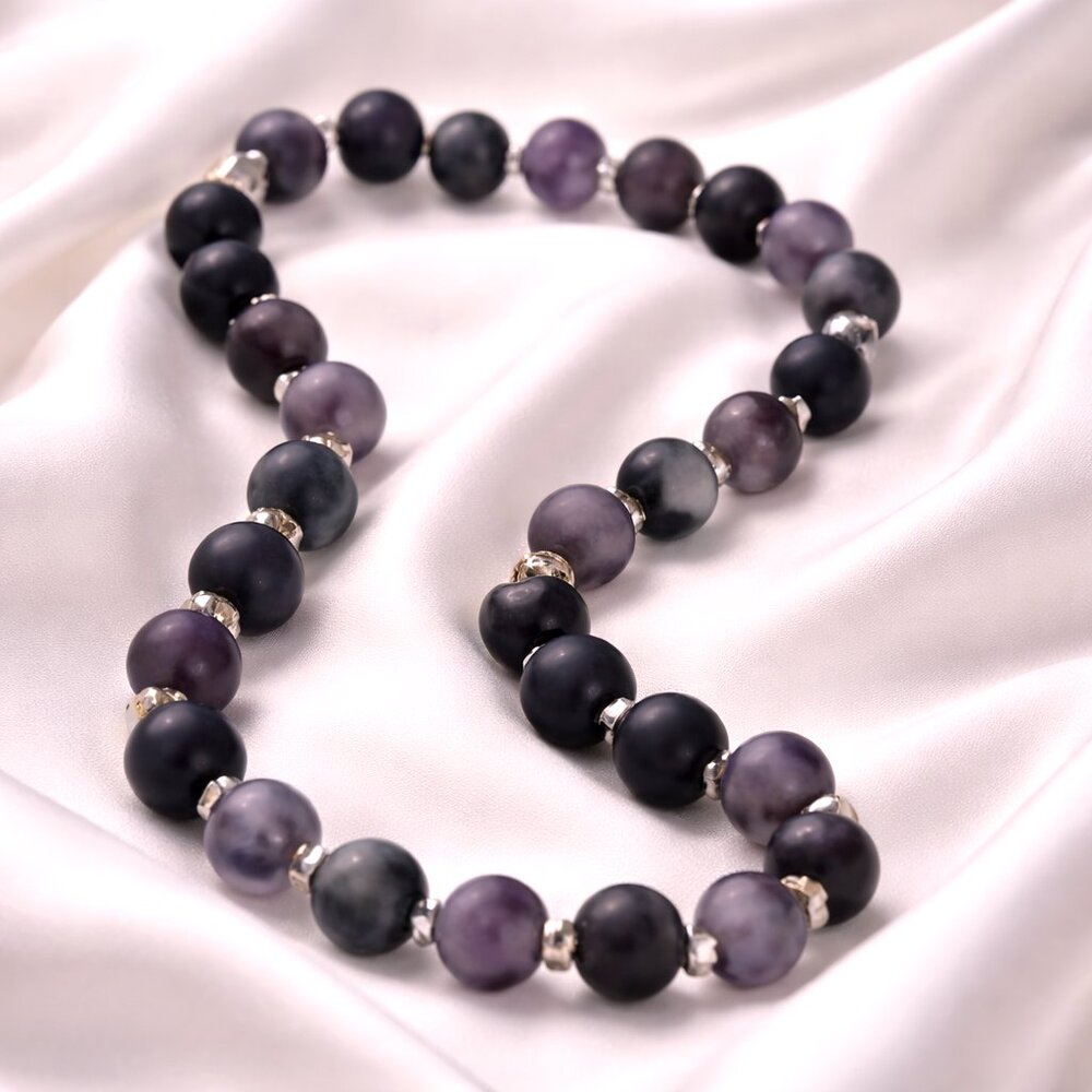 Frosted Purple and Silver Beaded Necklace‎ - New - Picture 2 of 3